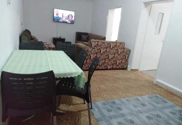 บริการอาหารในห้องพัก