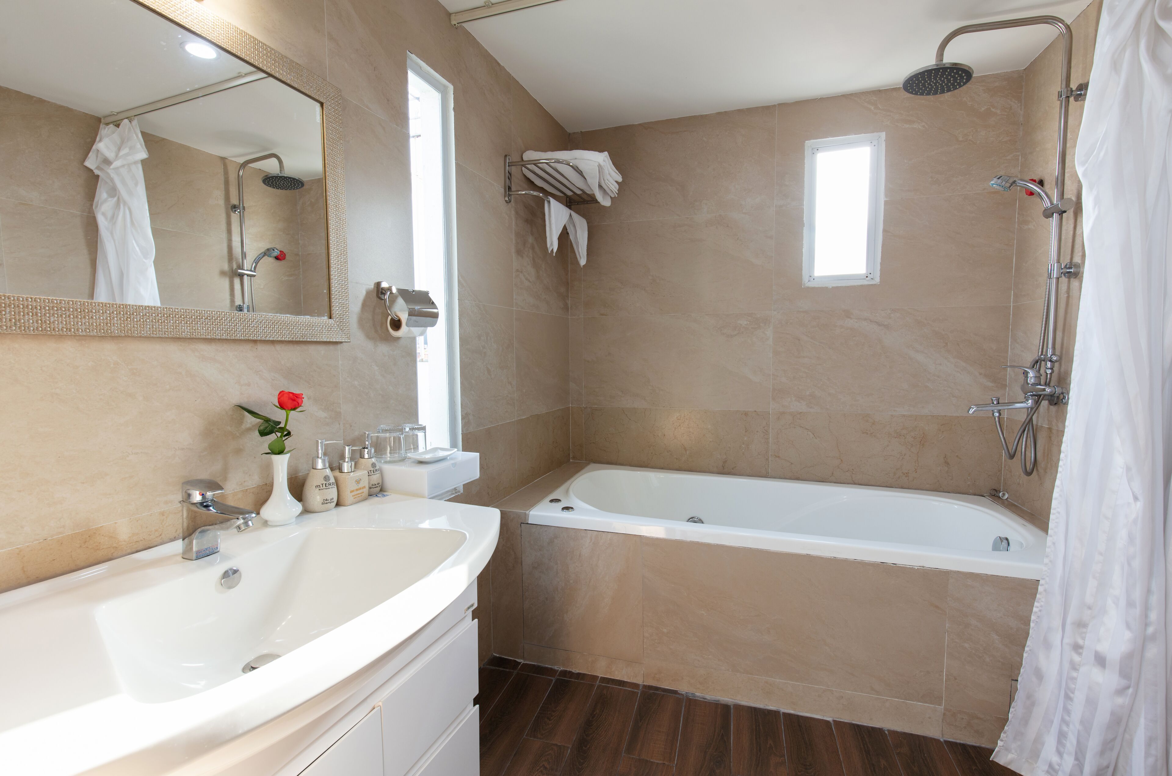 Foto - Golden Legend Palace Hotel & Travel