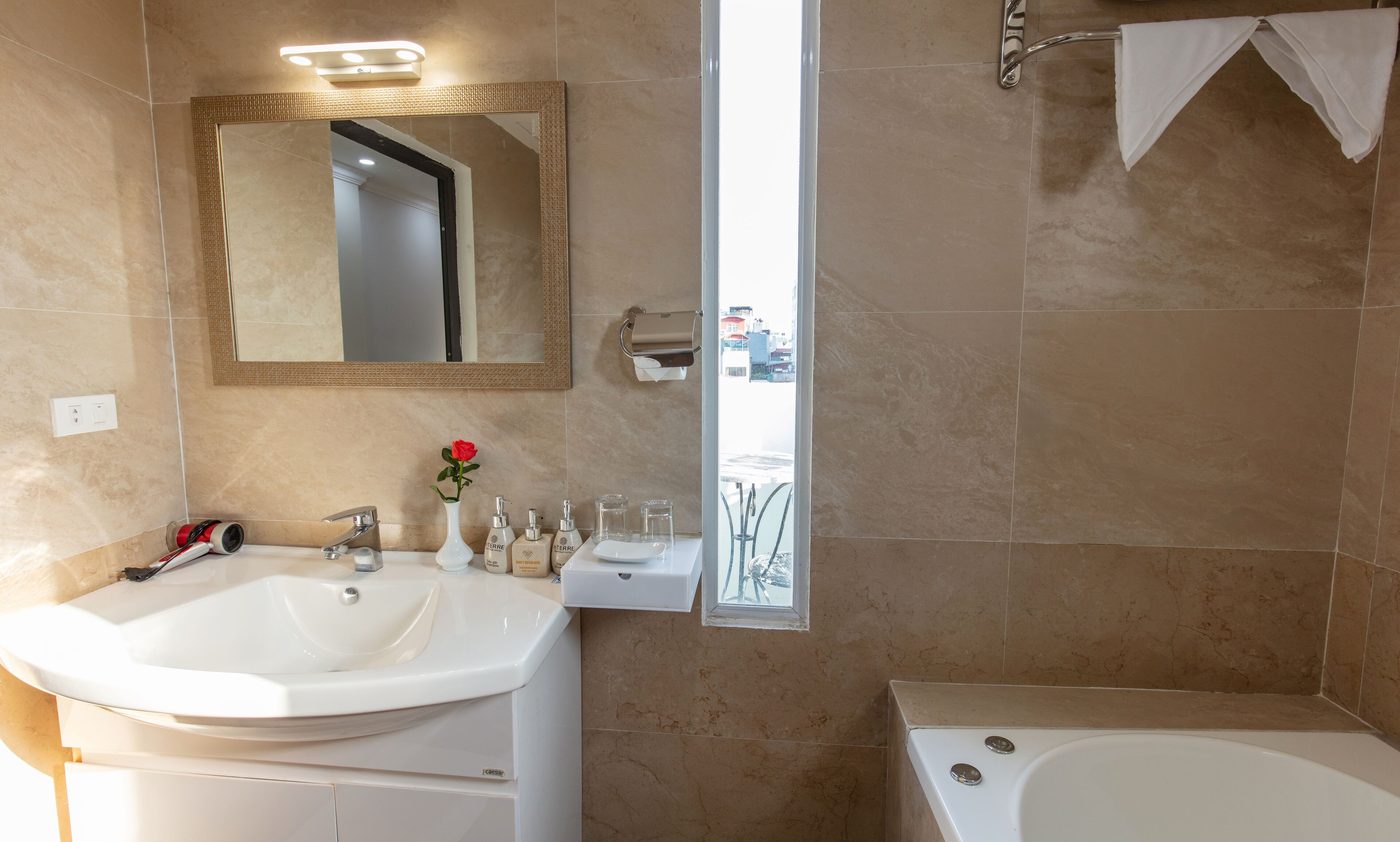 Foto - Golden Legend Palace Hotel & Travel