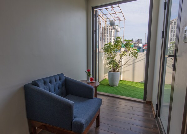 Minibar, wifi gratis y ropa de cama 