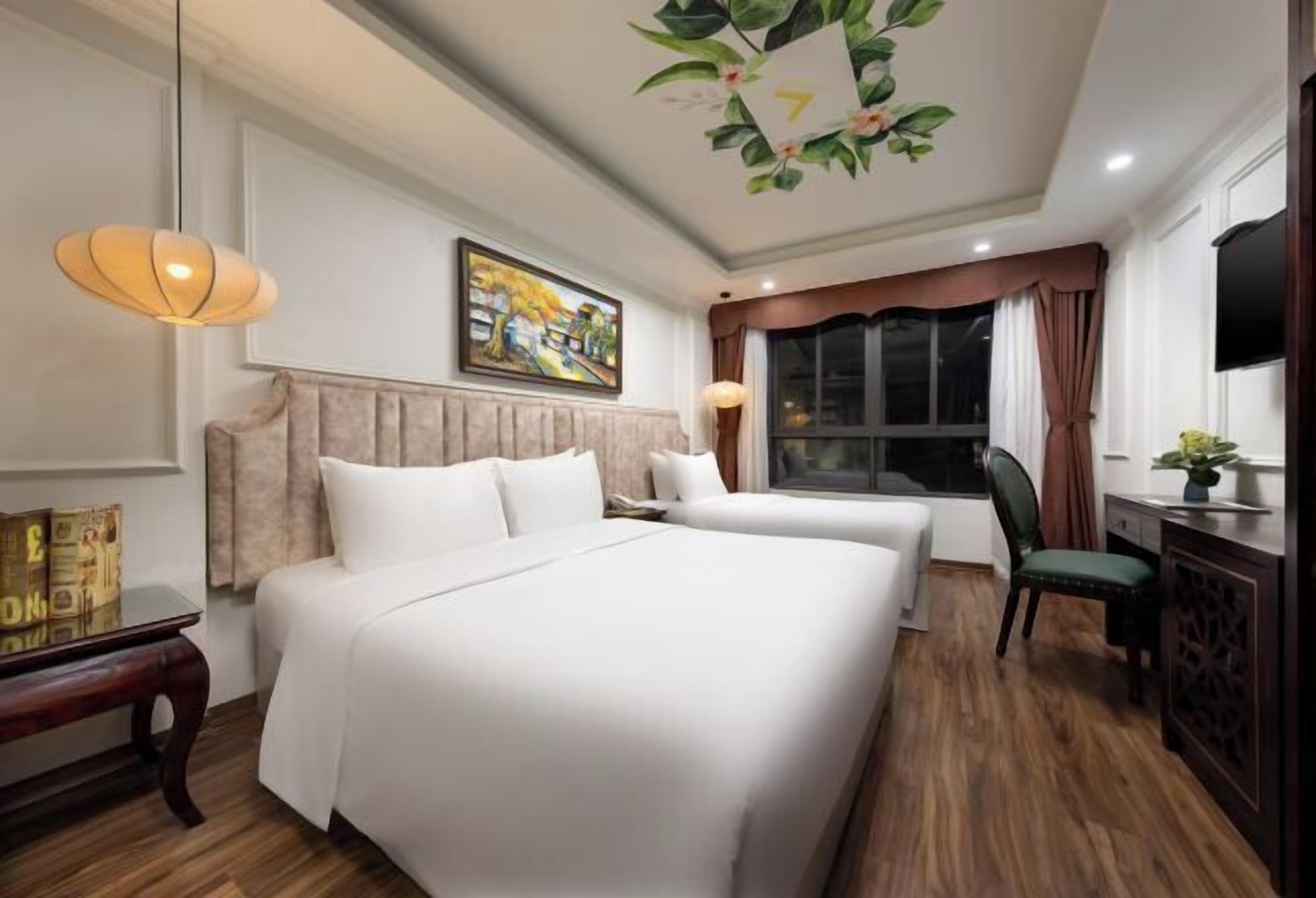 ミニバー、WiFi (無料)、ベッドシーツ