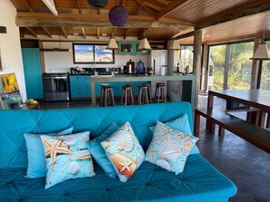 Smart TV, video games