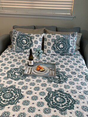 1 bedroom, desk, iron/ironing board, free WiFi - Island Life by Beach-Relaxing Condo, Pool, Fitness (Galveston)