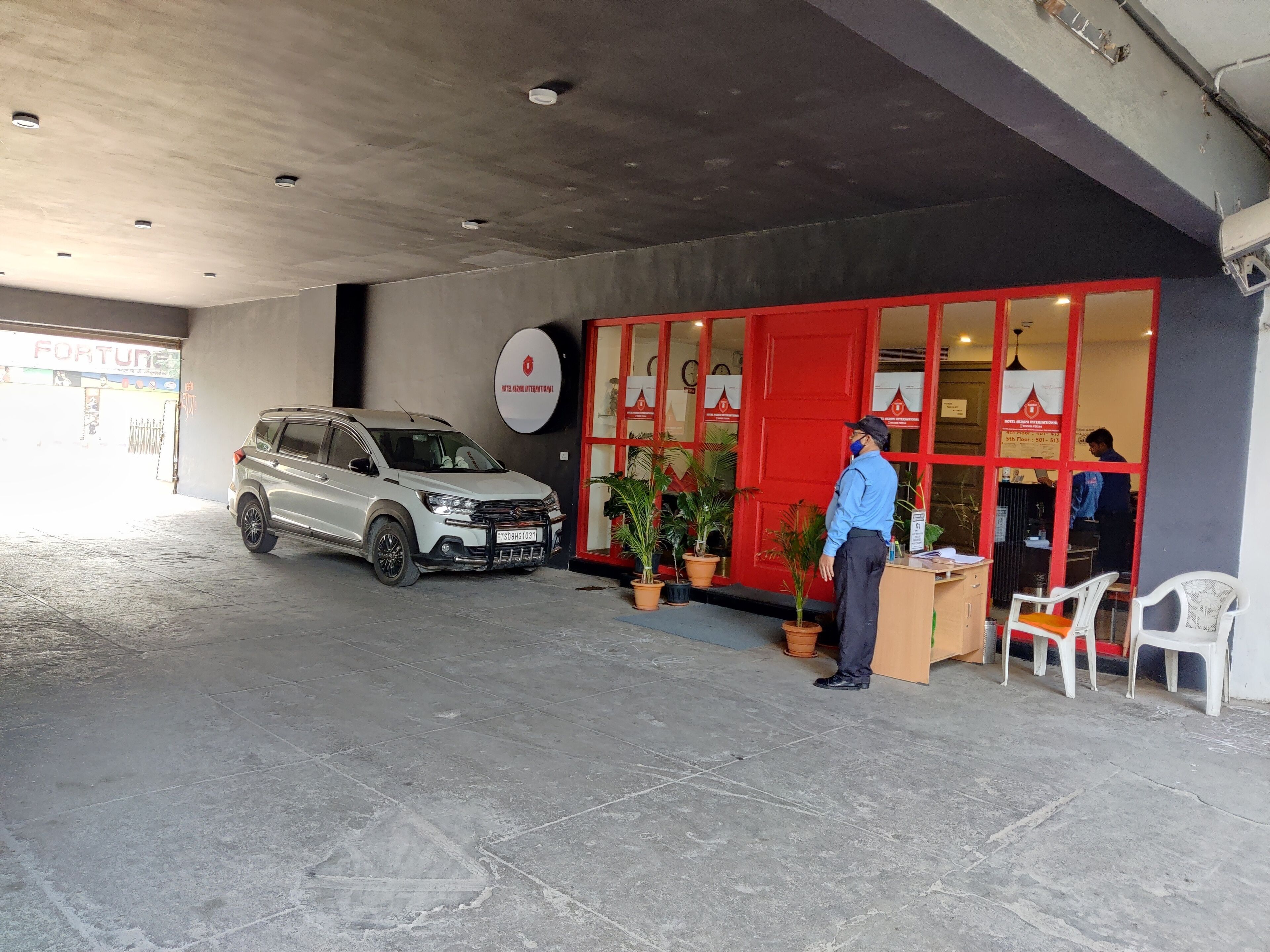 Photo - Hotel Asrani International