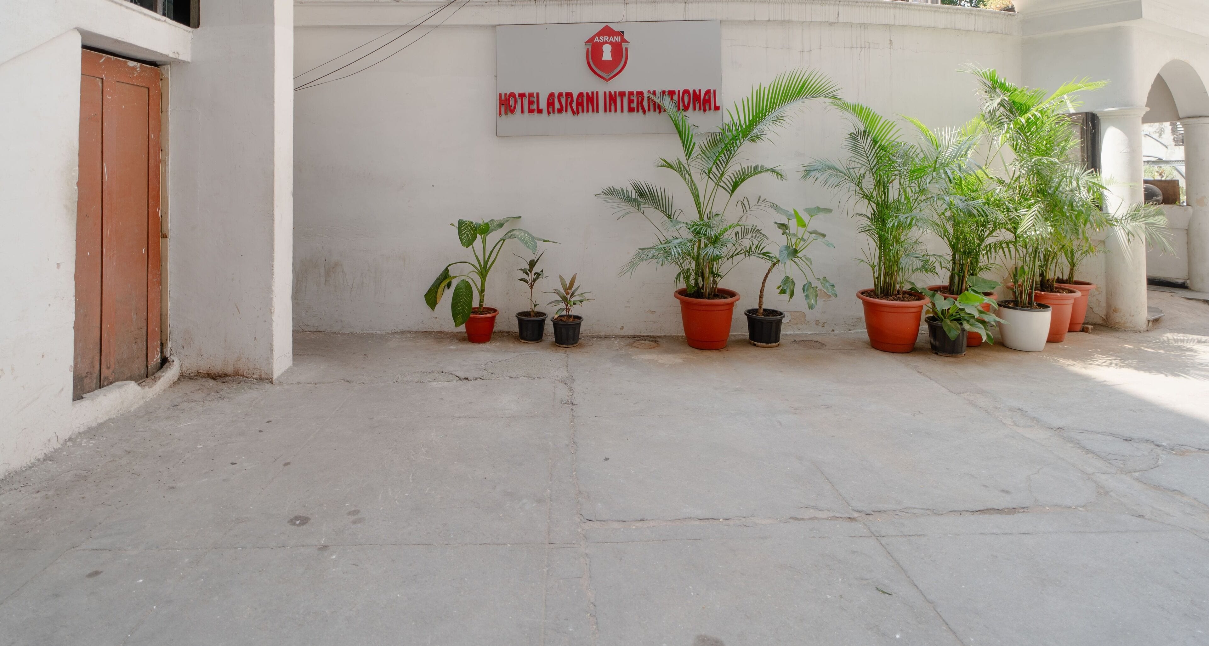 Photo - Hotel Asrani International