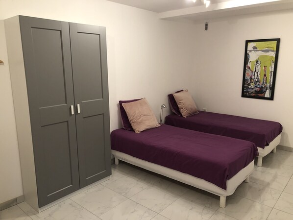 Reisbedje, gratis wifi, beddengoed