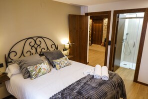 3 bedrooms, desk, free WiFi