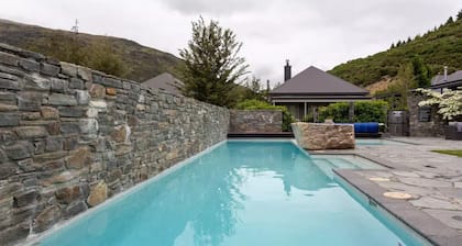 Studio 25 - 1 Bedroom place with Pool