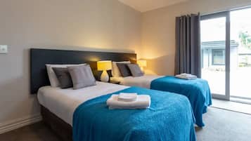 1 bedroom, iron/ironing board, bed sheets