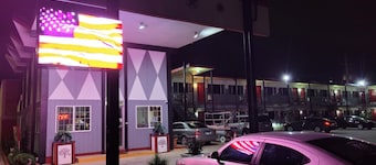 Coratel Inn & Suites by Jasper Hutchinson
