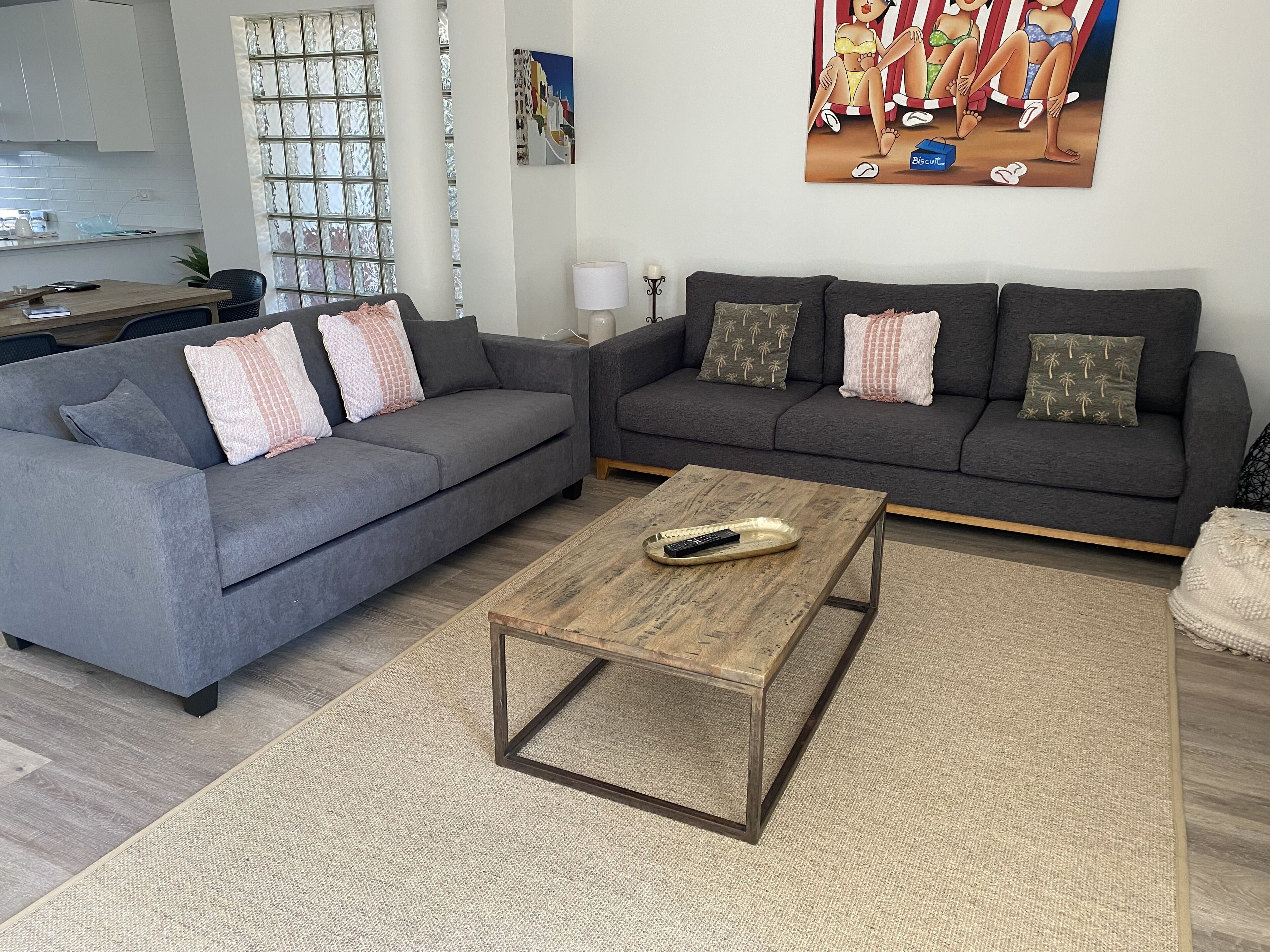 Smart TV, fireplace, DVD player, books