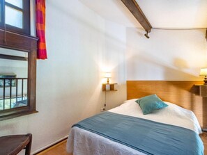 1 bedroom, iron/ironing board, WiFi