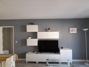 TV
