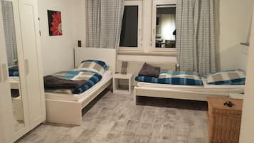 1 Schlafzimmer, Bügeleisen/Bügelbrett, Reisekinderbett, kostenloses WLAN