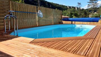 Piscine extérieure, piscine chauffée