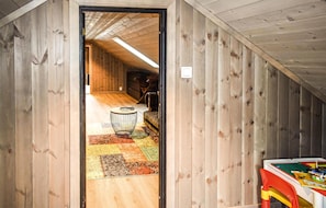 Interior - 4 bedroom nice home in Sannidal (Sannidal)