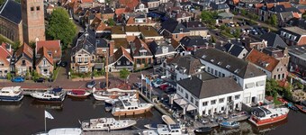 Beautiful vacation home on watery recreation park Yn'e Lijte Grou