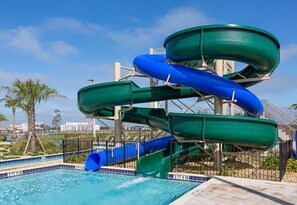 Innenpool, beheizter Pool