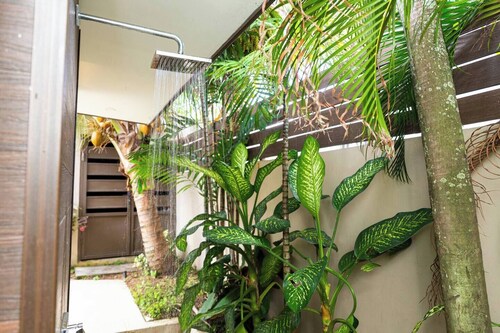 Garden Oasis 2: Villa with Private Pool