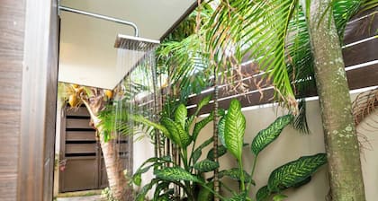 Garden Oasis 2: Villa with Private Pool