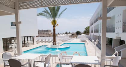 Liquid Hotel Apartments