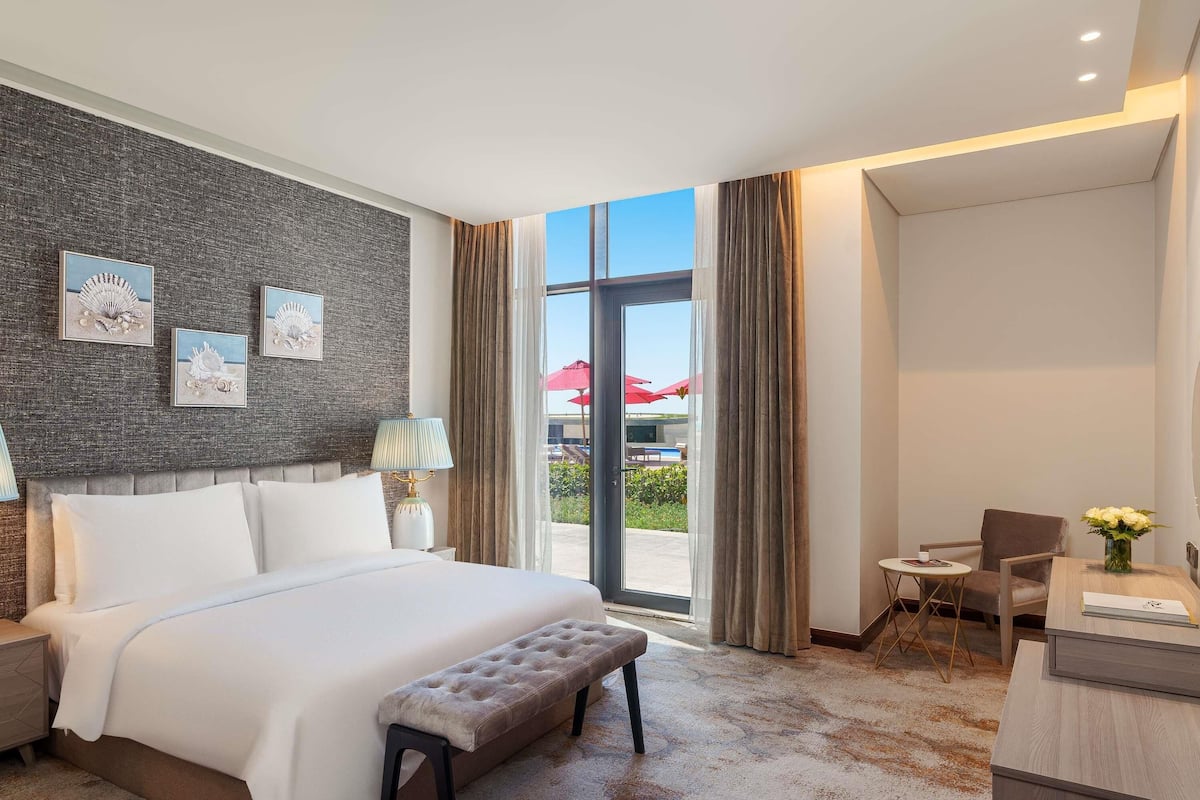 Junior Suite With Pool Access