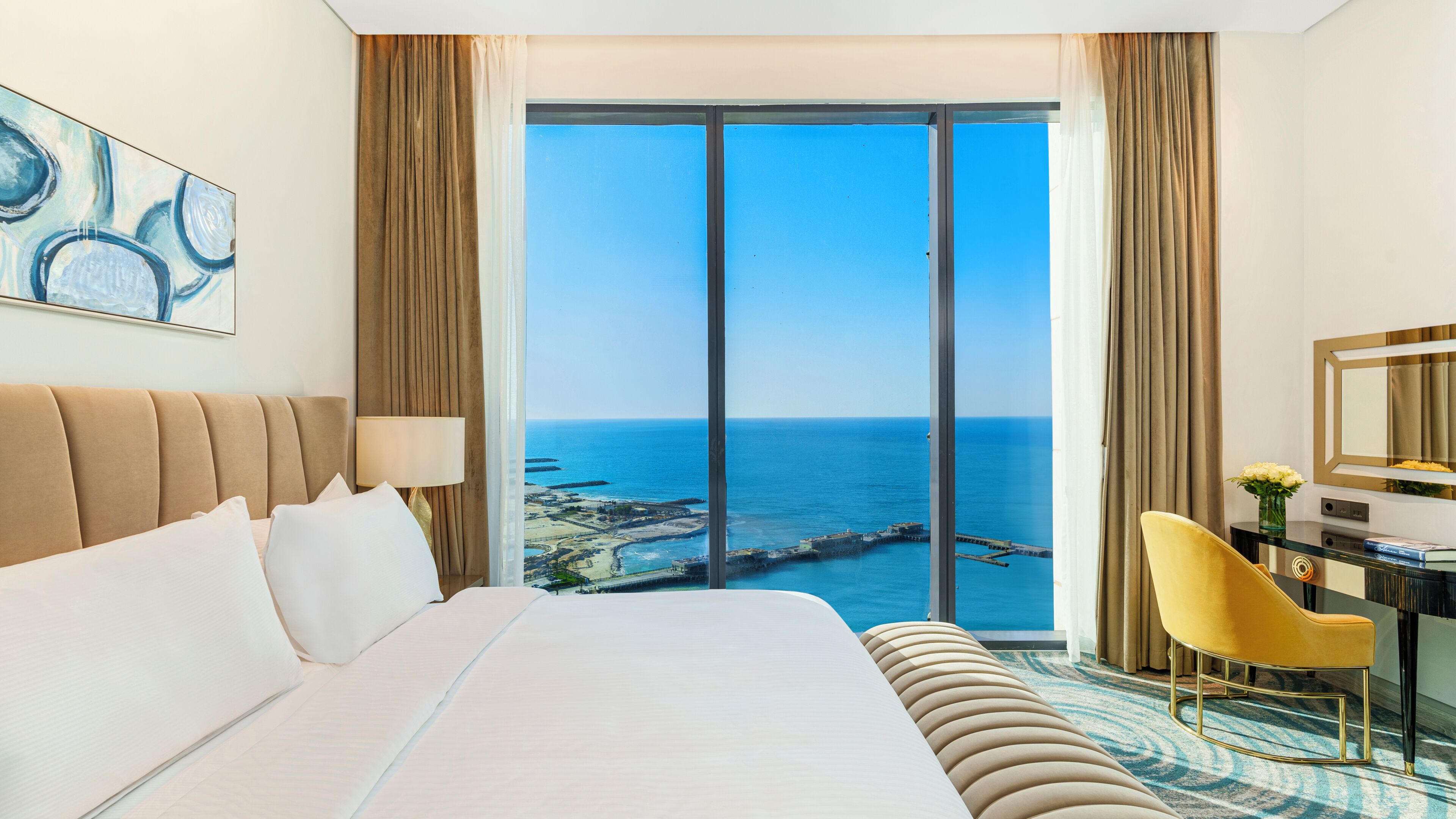 皇家套房 | 迷你吧（备有免费物品）、客房内保险箱、遮光窗帘、隔音