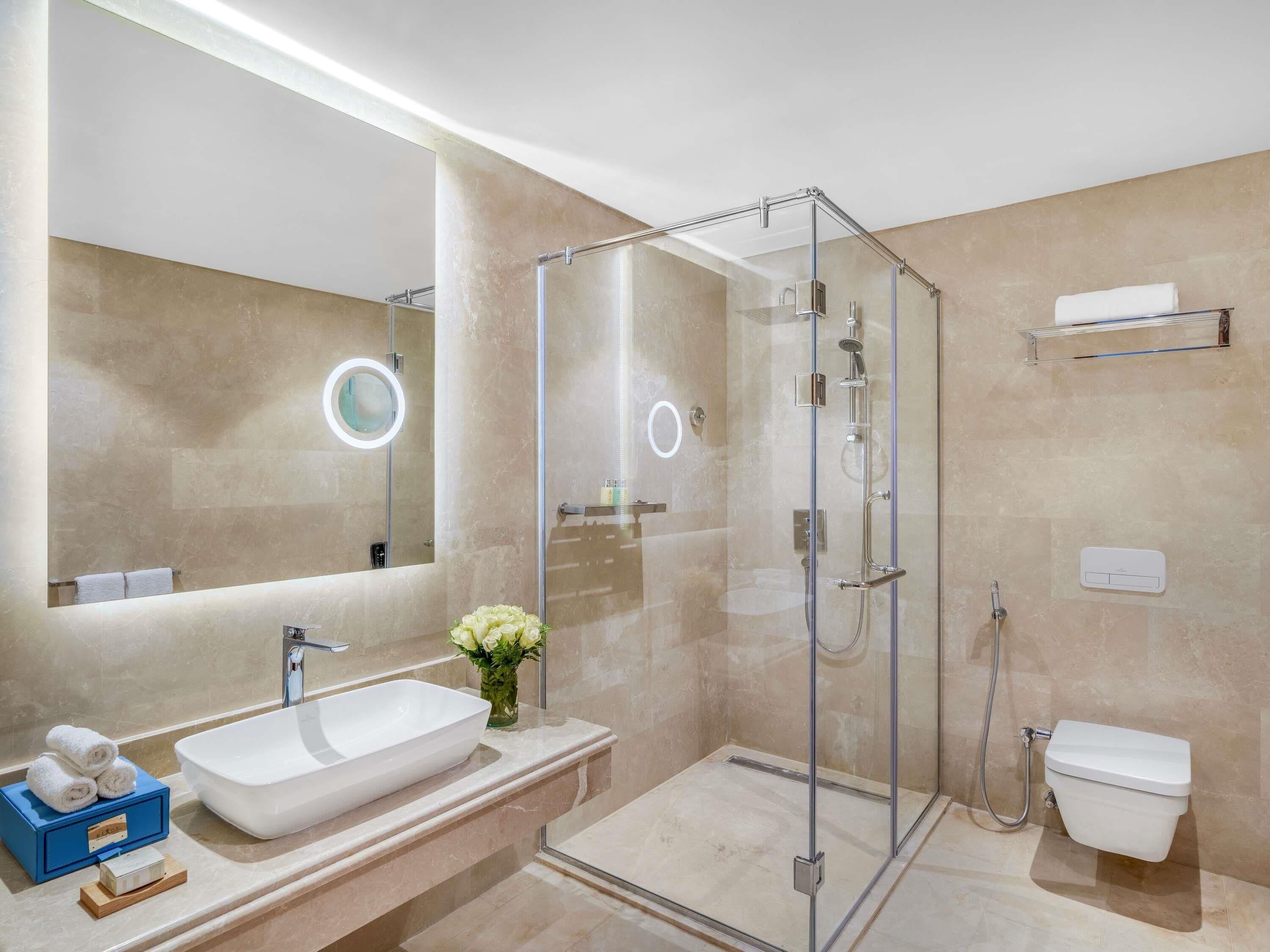 Free minibar, in-room safe, blackout drapes, soundproofing