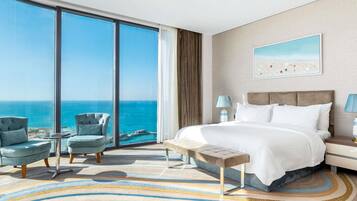 Premium Room Panoramic View | Free minibar, in-room safe, blackout drapes, soundproofing