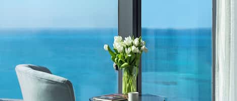 Premium Suite Panoramic View | Free minibar, in-room safe, blackout curtains, soundproofing