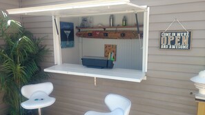 Property grounds - Life is Better at the Beach! (Milford)