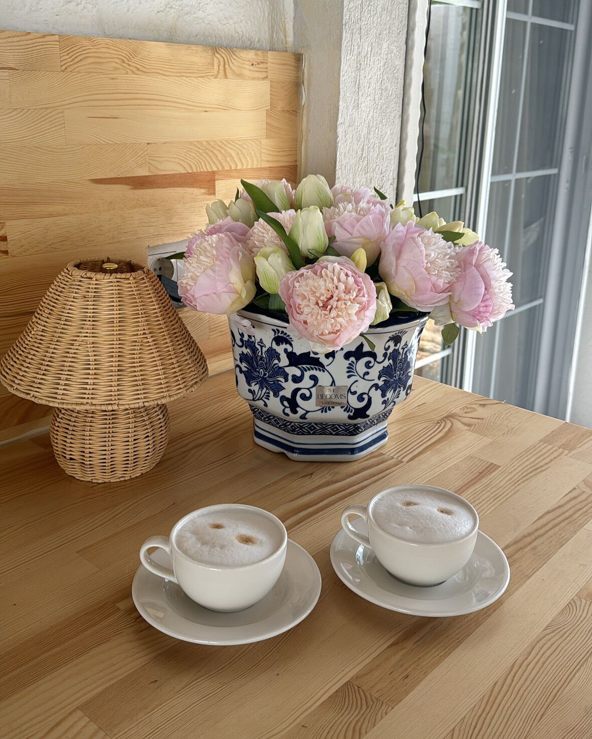 29-inch lcd tv with satellite channels, tv