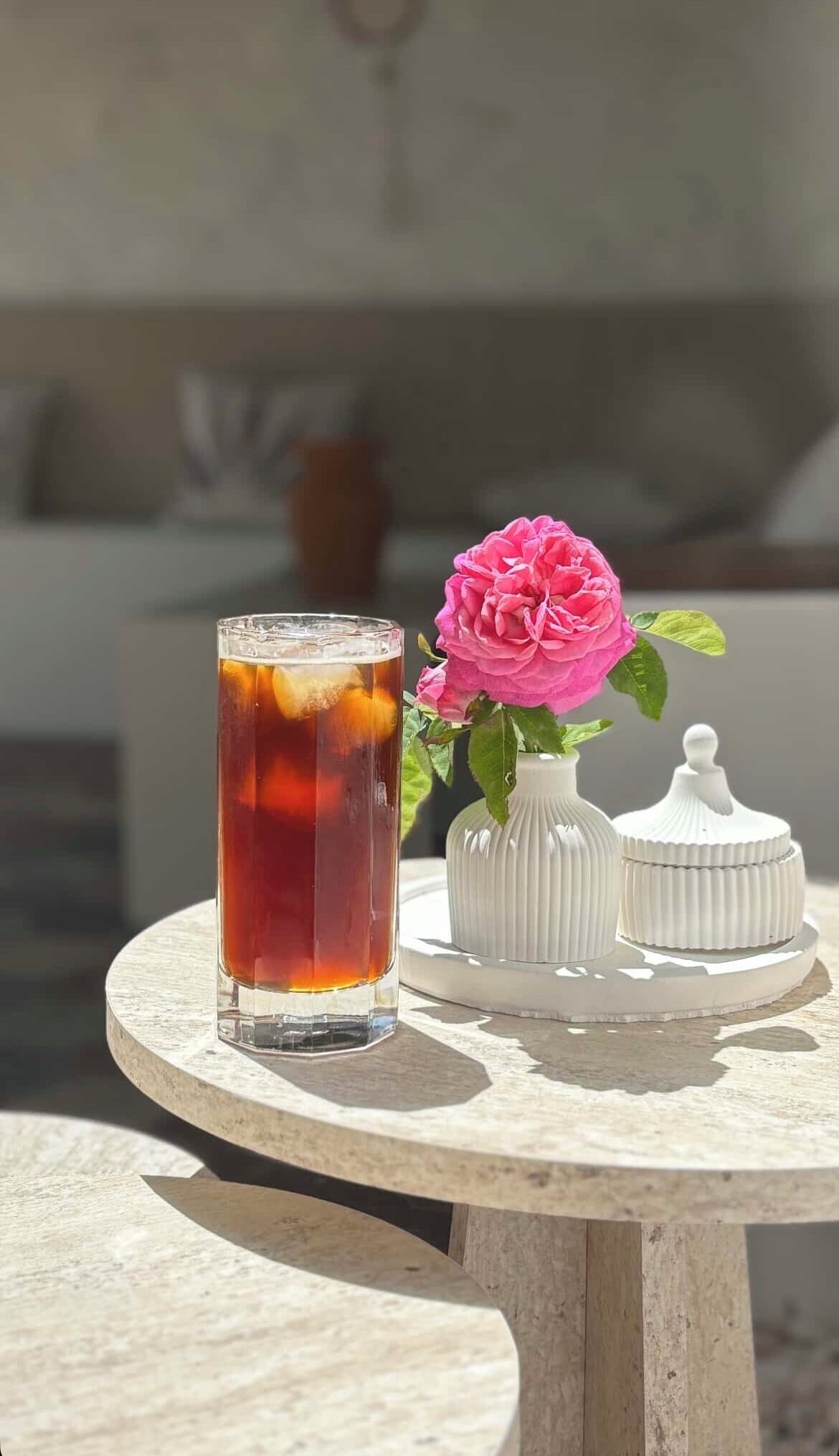 29-inch lcd tv with satellite channels, tv