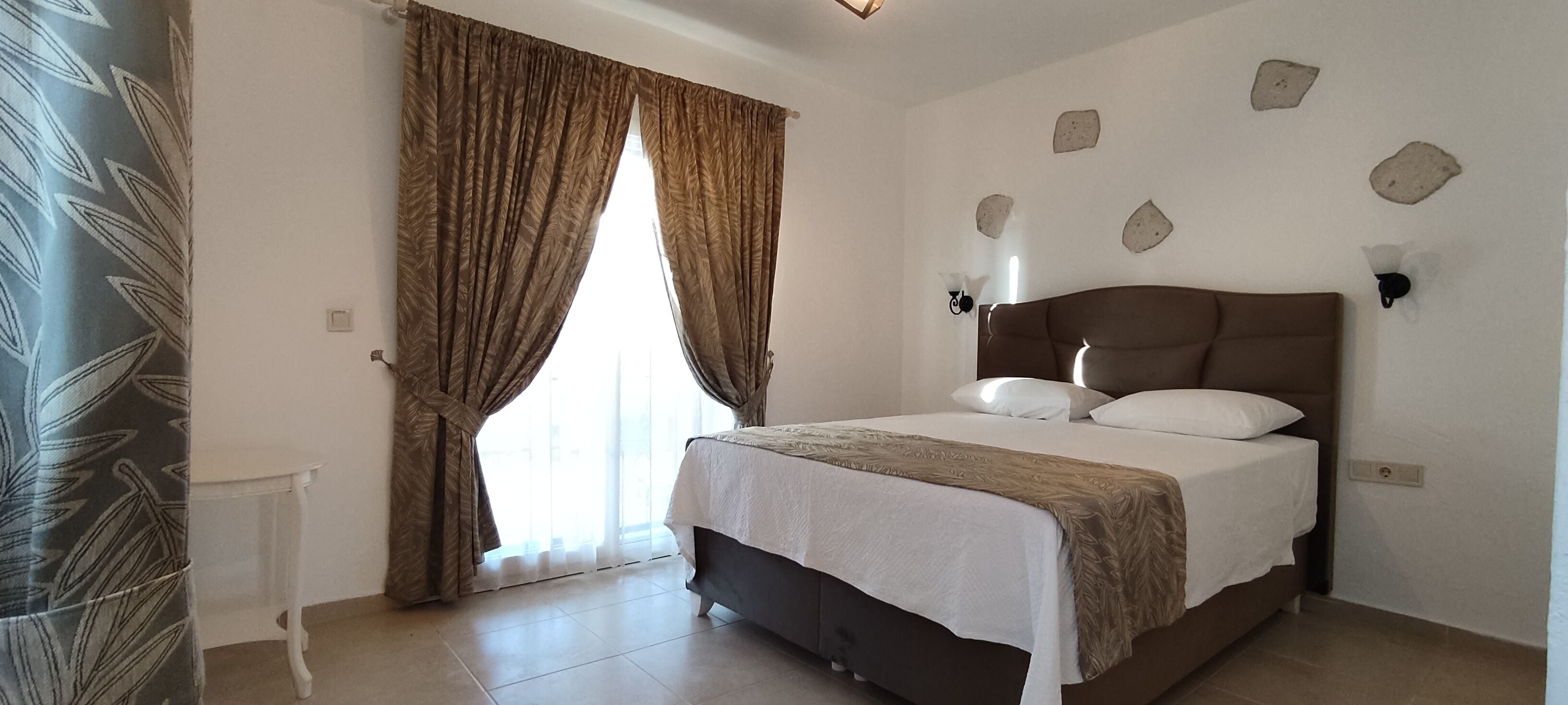 1 bedroom, premium bedding, down duvets, memory-foam beds