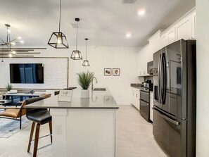 Fridge, microwave, stovetop, dishwasher - Sunny Family Escape/ Private Pool & Themed Rooms (Kissimmee)