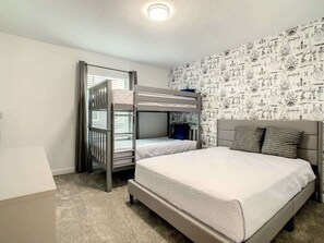 4 chambres, fer et planche à repasser, Wi-Fi, draps fournis