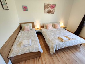 1 Schlafzimmer, Schreibtisch, Bügeleisen/Bügelbrett, kostenloses WLAN