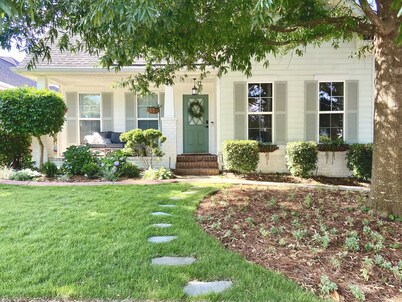 The Cottage in Grovetown - 4 Bedroom Southern Retreat