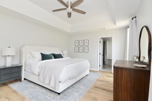 4 bedrooms, desk, iron/ironing board, travel cot