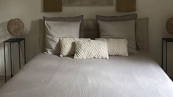 1 室のベッドルーム、WiFi (無料)、ベッドシーツ