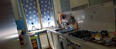 Appartamento, letti multipli | Cucina privata | Frigorifero, microonde, forno, lavastoviglie