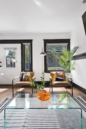 Interior - HGTV Featured Modern Craftsman Mins2Beach+GameRm (Long Beach)