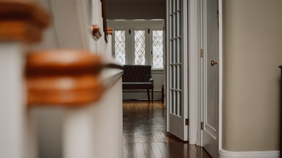 Hill Road Manor Bed & Breakfast