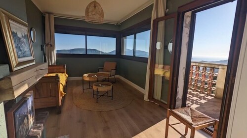 Magnificent chic villa ⭐️⭐️⭐️ breathtaking sea views 15 minutes from the beach