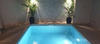 MARS ET VENUS LOCATION (piscine privée & chauffée)