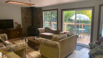 Smart TV, fireplace, foosball