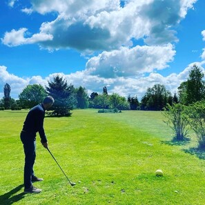 Golf - GDANSK -15min, Luxury House, kids friendly, own golf course up to15 guests (Ledowo)