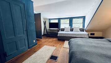 3 bedrooms, free WiFi, bed sheets