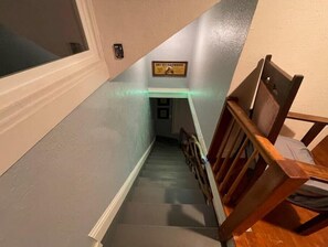 Interior - Chinook Cottage (Freeland)