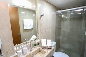 Bathroom - Incrível suíte em Manaíra por Carpediem (João Pessoa)
